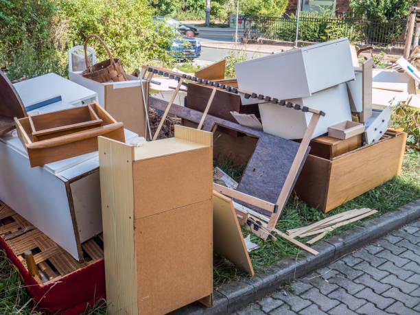 Trash Removal Near Me in Taft Mosswood, CA